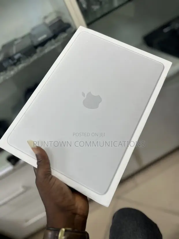 Apple MacBook Neo 2026 13" 8GB RAM 256GB SSD - 1