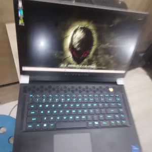 Alienware 15 R2 Laptop - Core i7, 32GB RAM, 1TB SSD