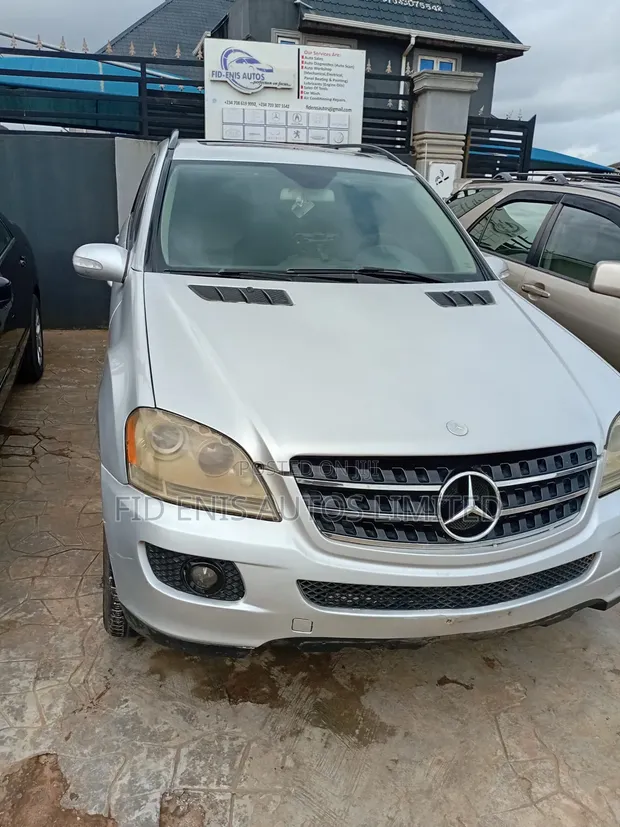 Mercedes-Benz M Class 2006 Silver - 1