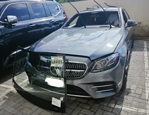 Gilashin Windscreen na Mercedes-Benz E300 2019 - An Sanya