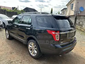 Ford Explorer XLT 4x4 2013
