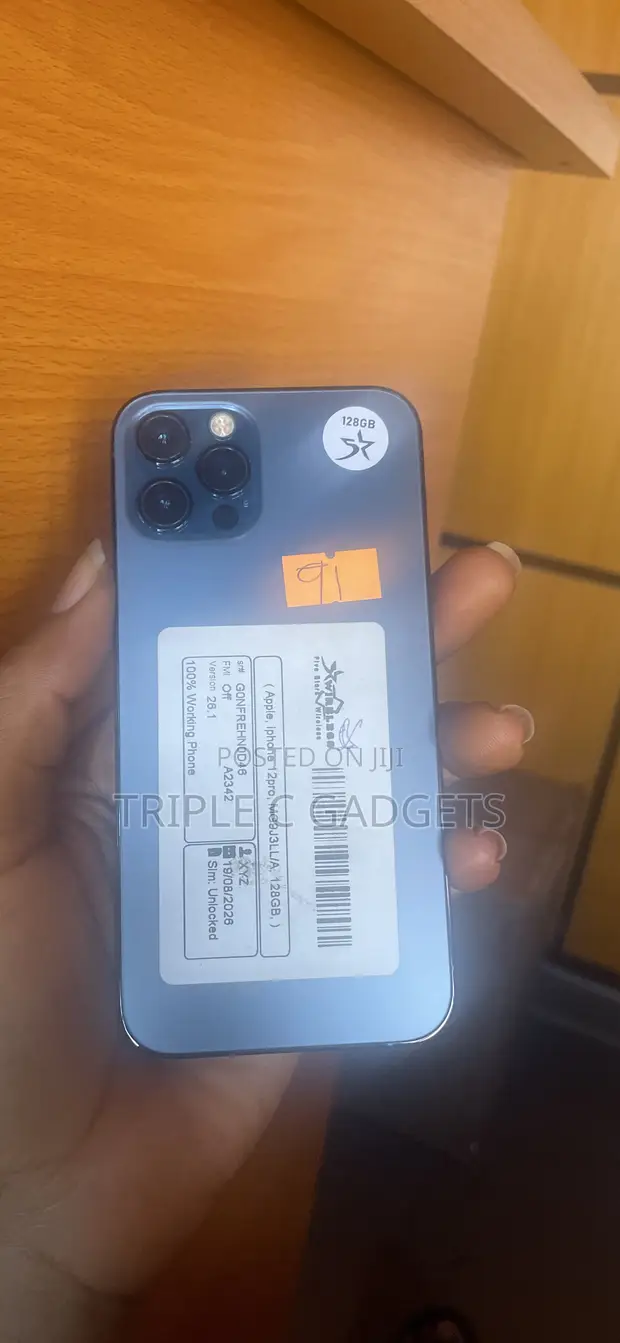 Apple iPhone 12 Pro 128GB Blue - 1