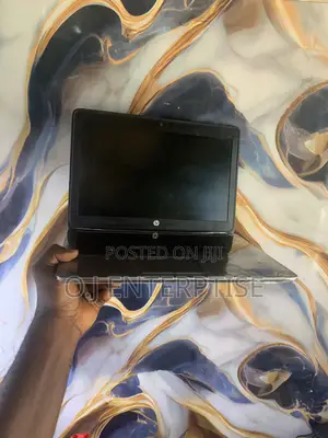 HP EliteBook 820 G2 Laptop - Intel Core i5, 8GB RAM, 500GB HDD
