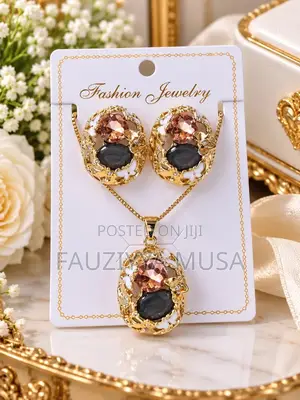 Brand New Jewellery Set - White