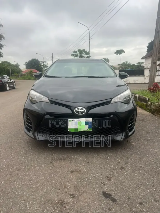 Toyota Corolla Sport 2015 - Baƙi - 1