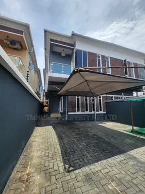 4 Bedroom Duplex for Rent a Chevron