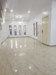 4 Bedroom Duplex for Rent a Chevron - 3