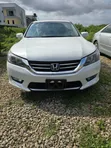 Honda Accord 2015 White - 1