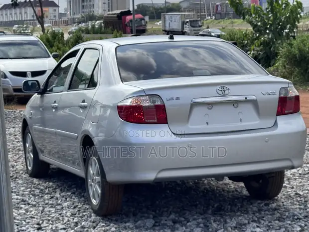 2005 Toyota Vios Silver - 1