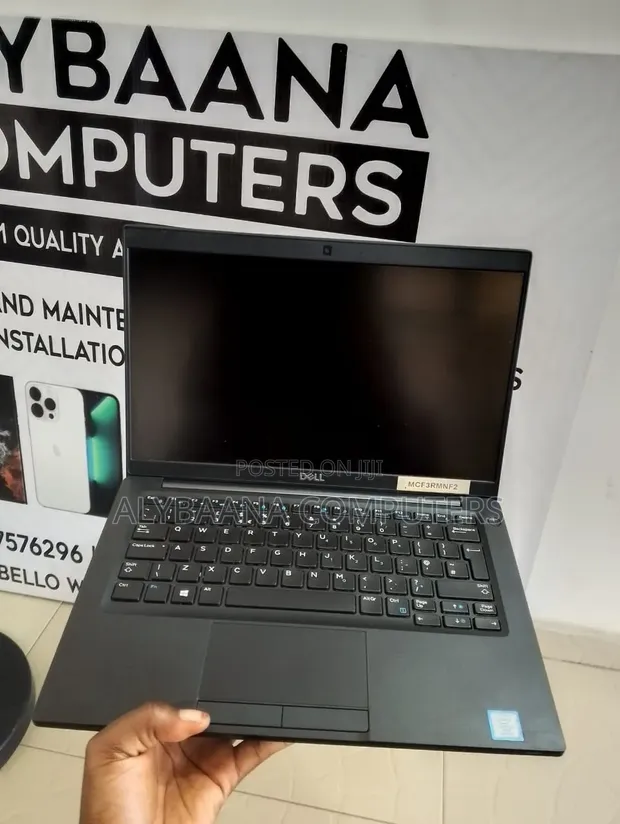 Dell Latitude 7390 Laptop - Core i7, 8GB RAM, 256GB SSD - 1