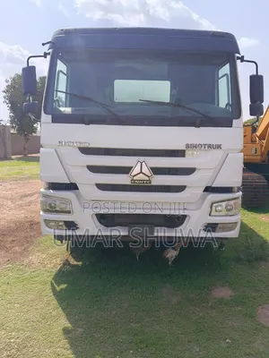 Howo Water Tanker - 20,000L, 10 Tyres, Buy & Use