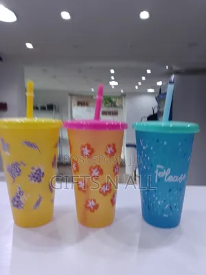 Fancy Color-Changing Plastic Straw Cup