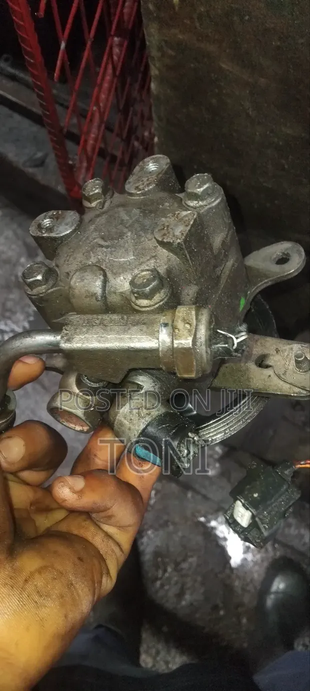 Power Steering Pump for Nissan Teana - 1