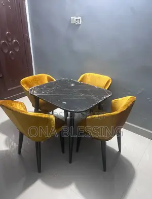 Home Interiors Dining Table da 4 Chairs