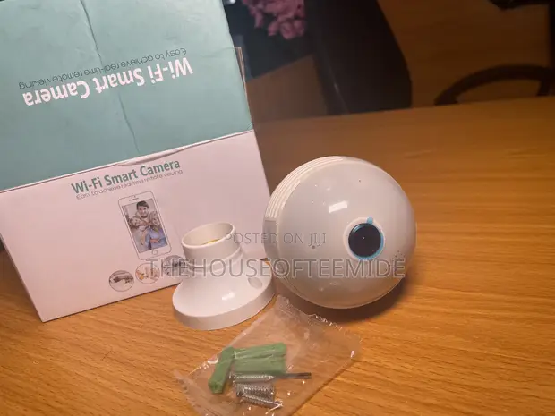 Wi-Fi Smart Camera Bulb - 1