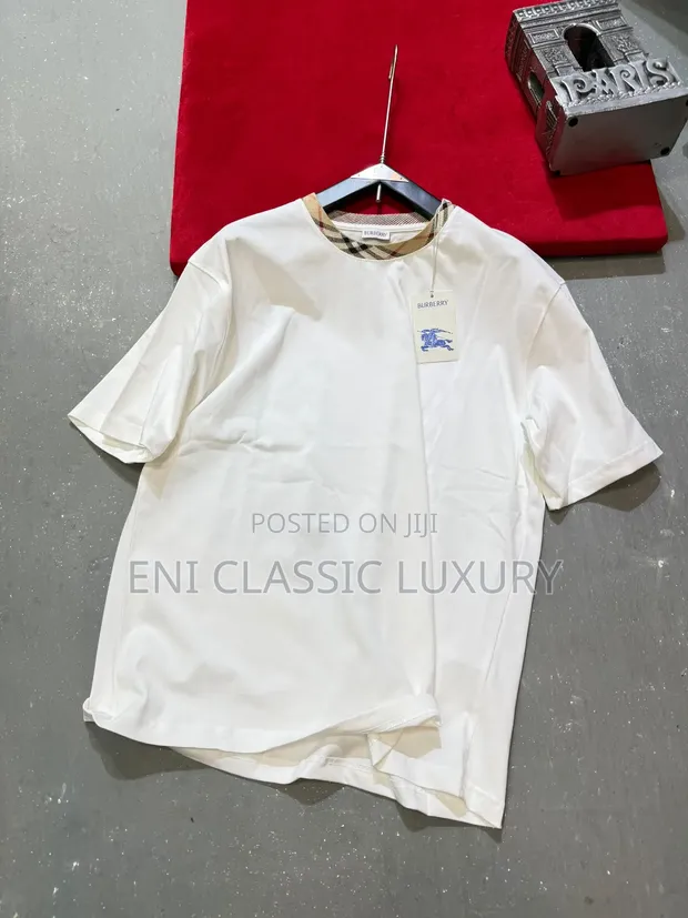 Burberry Men's Round Neck T-Shirt - White, Brand New - 1