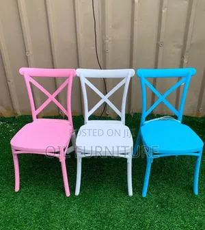 High Quality Plastic Kids Chiavari Chairs - Blue, White, Pink