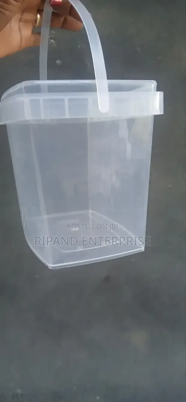 4 Litres Rectangular Transparent Buckets - 1