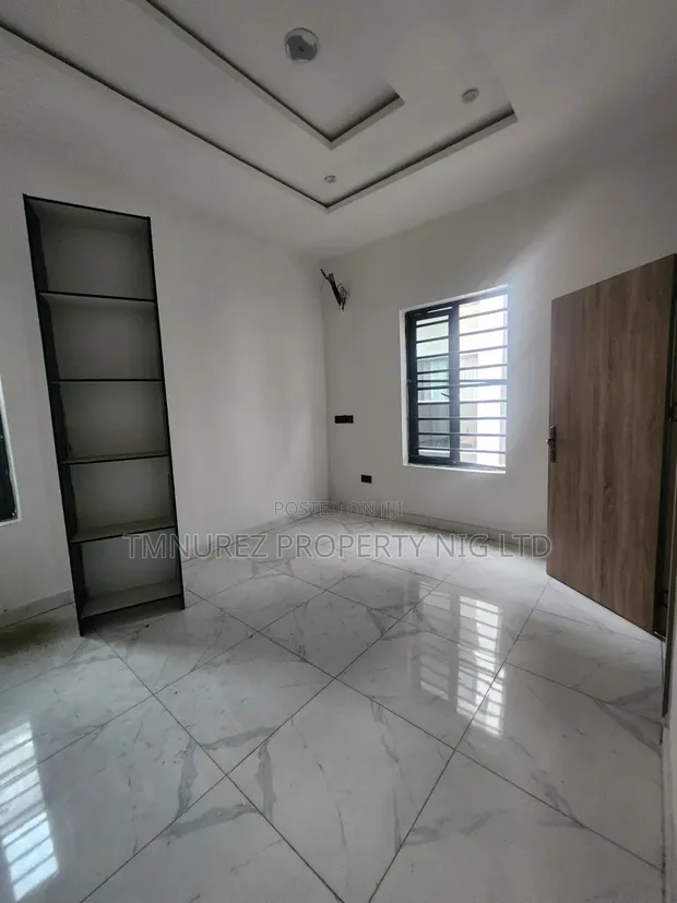 Luxury 1 Bedroom Mini Flat in Ologolo, Lekki - 1