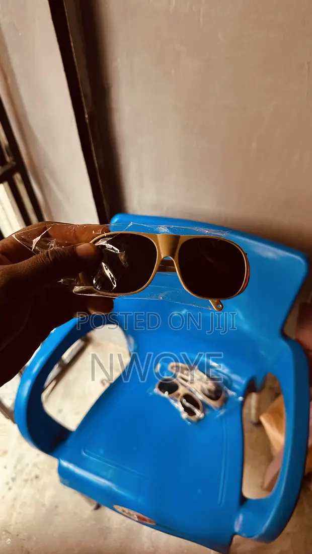 American Safety Welder's Glass - 1