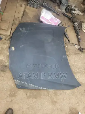 Bonnet na BMW X3 na 2008