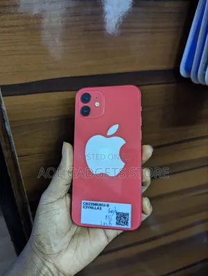 Apple iPhone 12 64GB Red