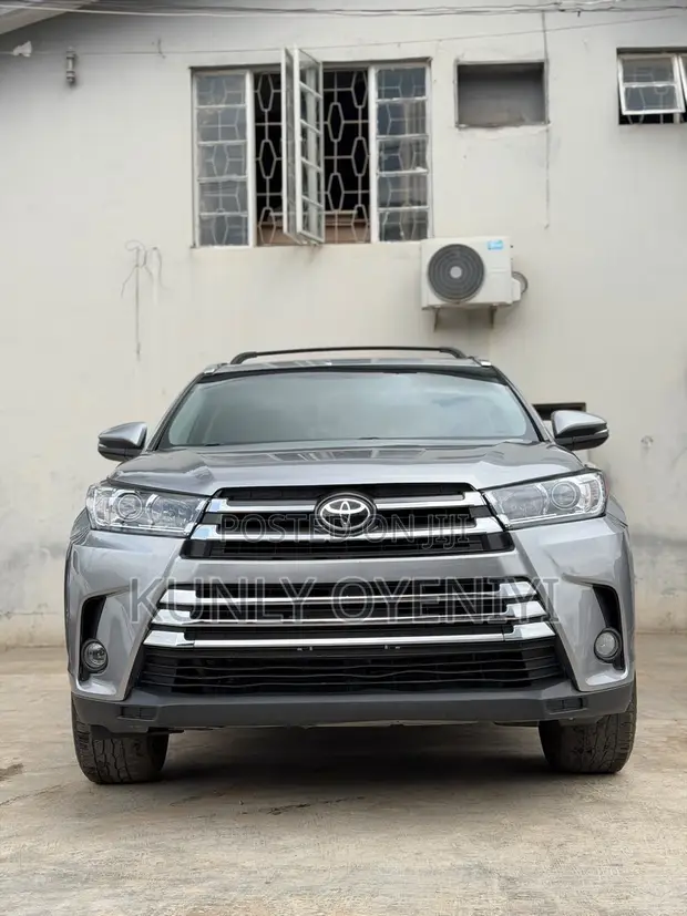 Toyota Highlander XLE V6 4x4 2016 La Al'ada - 1