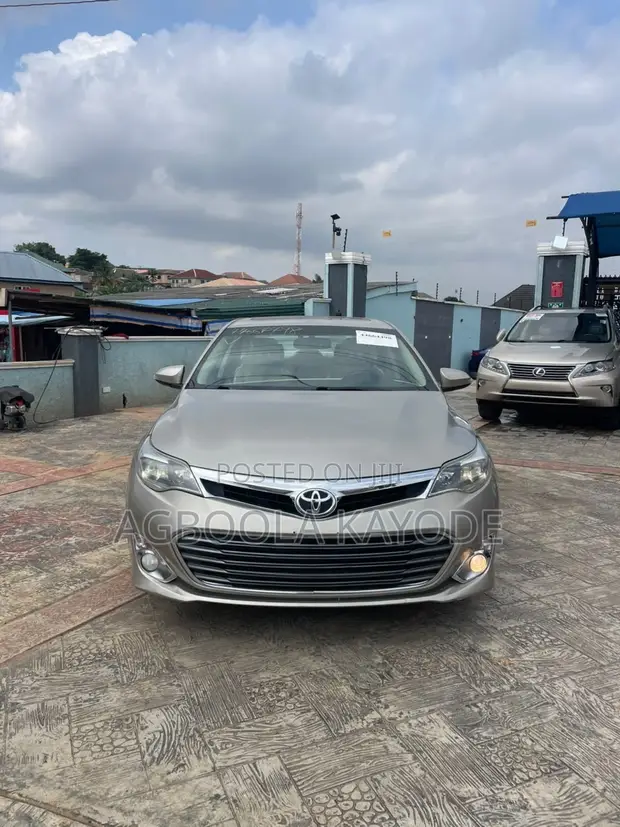 2014 Toyota Avalon LE Beige - 1