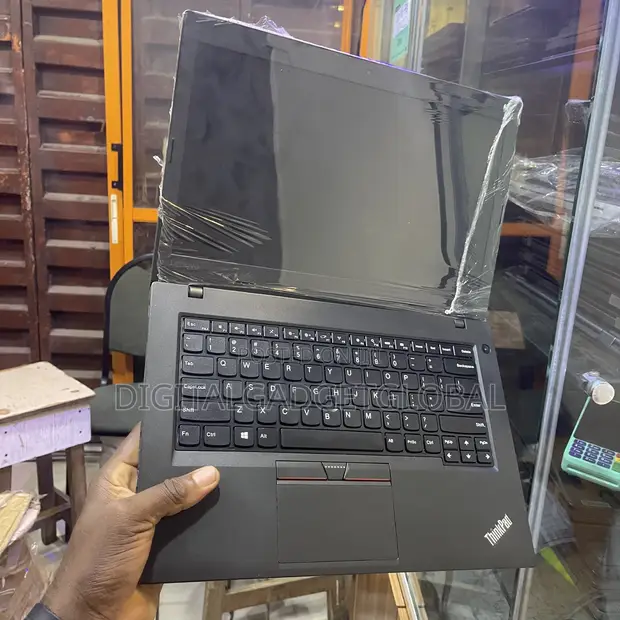 Lenovo ThinkPad L460 Laptop - Intel Core i5, 8GB RAM, 256GB SSD - 1