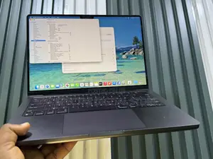 Apple MacBook Pro 2023 M3 Pro 14" 18GB RAM 512GB SSD