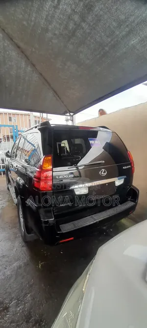 Lexus GX 470 Sport Utility 2005