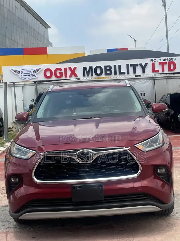2021 Toyota Highlander Platinum AWD - 1