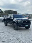 2012 Toyota Tacoma Black - 4