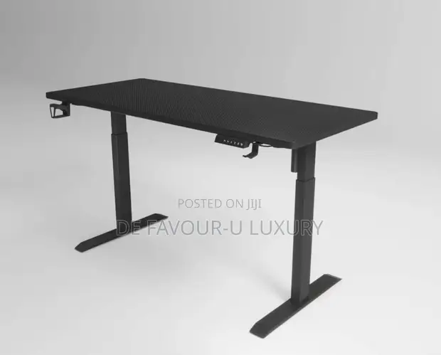 Adjustable Height Gaming Table - Brand New - 1