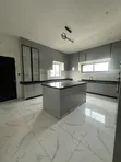 5-Bedroom Duplex da Pool & Cinema a Megamound, Ikota - 4