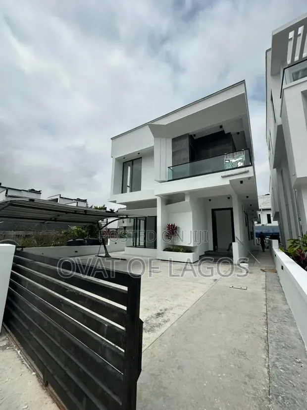 5-Bedroom Duplex with Pool & BQ in Megamound, Ikota - 1