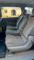 Toyota Sienna LE 8 Passenger 2010 Silver - 4