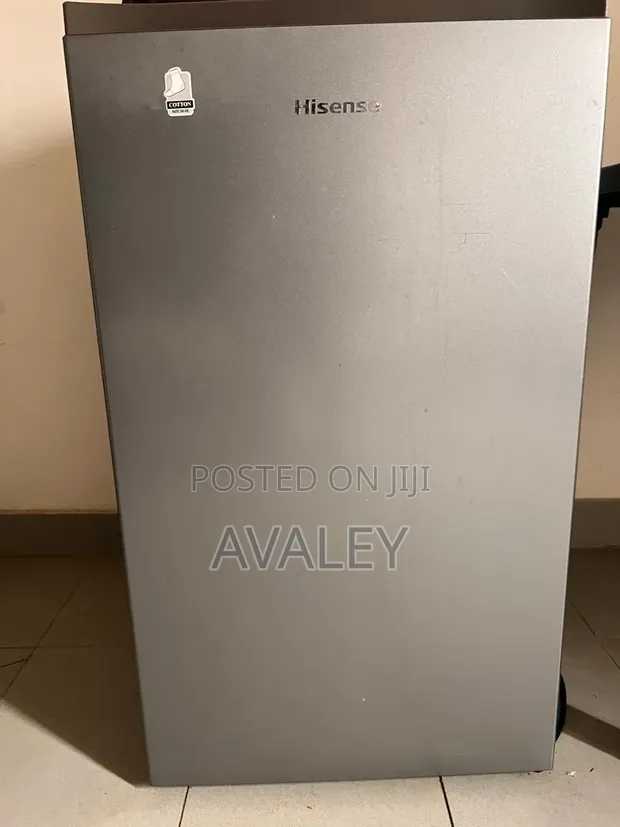 Used Hisense Refrigerator 90L - 1