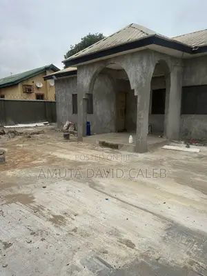 4 Bedroom Bungalow for Rent a Federal Housing Estate, Karu