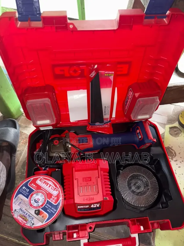 EMTOP ELAG 42V Brushless Cordless Angle Grinder Kit - 1
