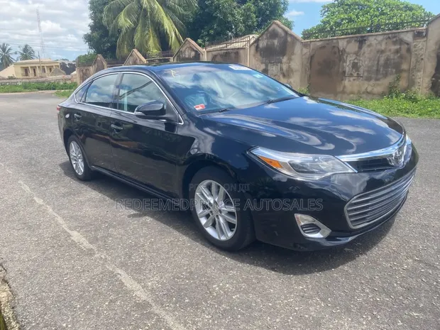 2014 Toyota Avalon XLE Sedan - Wadda Akawo Daga Ƙasashen Waje - 1