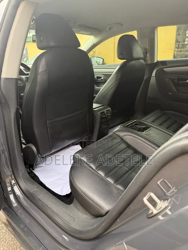 2012 Volkswagen Passat 2.0 TDI SE Burgundy - 1
