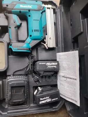 Makita F30 Cordless Nail Gun (18V)