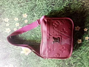 Original Louis Vuitton Crossbody Bag - Ja