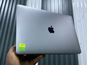 Apple MacBook Pro 2020 32GB RAM Intel Core i7 1TB SSD
