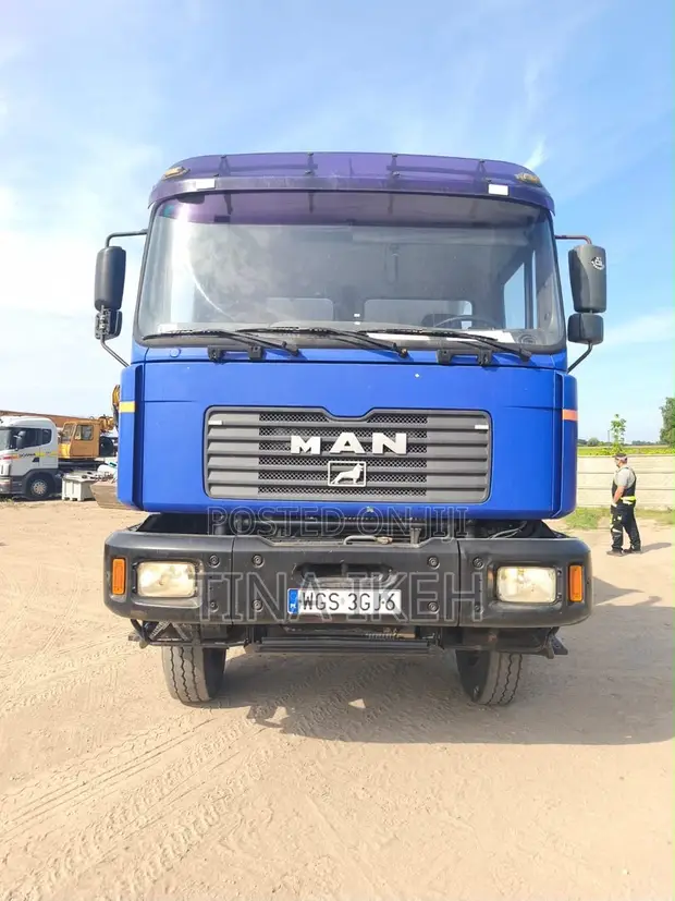 MAN Tipper Truck - 1