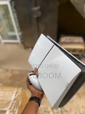 PS5 Slim Akwatin Bude Tare Da Wasanni