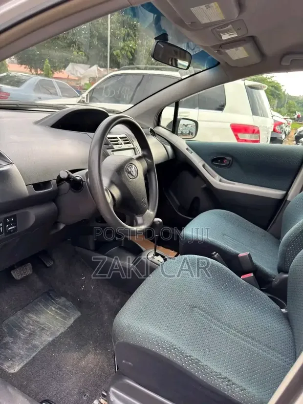 Toyota Yaris 2008 Fari - 1