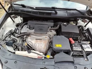 Toyota Camry 2015 Fari