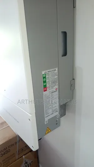 Itel 12kW 3-Phase Hybrid Inverter